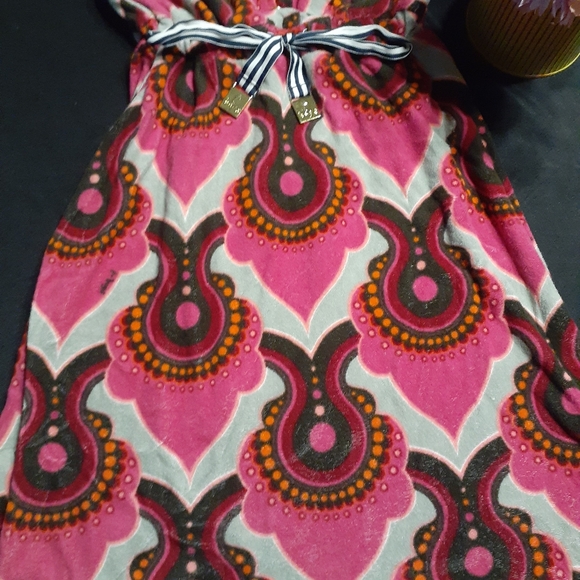 Adorable T bag dress - Picture 5 of 9